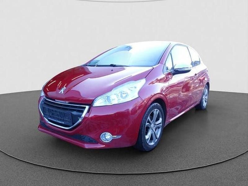 Gebraucht Peugeot 208 Allure 82 PS (60 kW) 2014 Andere Kleinwagen