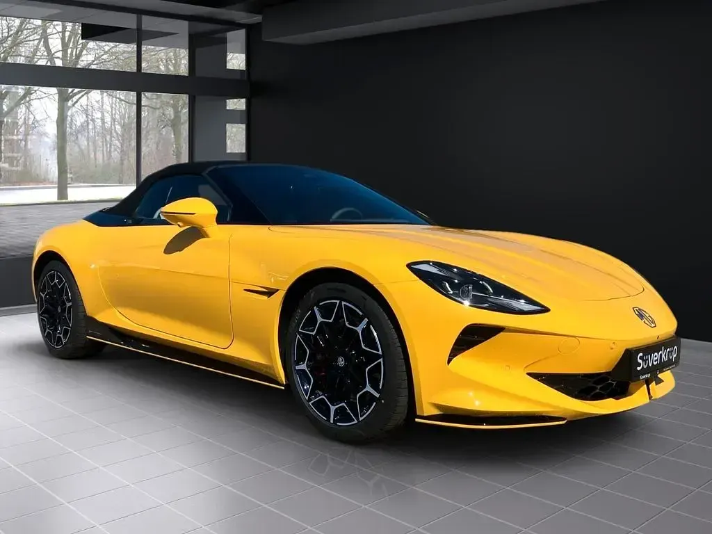 Neu MG Cyberster 250 kW (340 PS) 2026 Gelb Cabrio