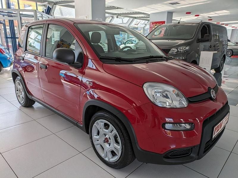 Gebraucht Fiat Panda Cross Cross 69 PS (50 kW) 2024 Rot Kleinwagen