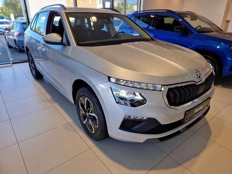 Brilliantsilber metallic Neu 2025 Skoda Kamiq SUV | 22.490 € (Fairer Preis) - Bild 1/4