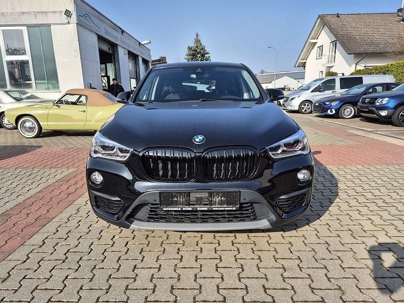 Gebraucht BMW X1 Advantage 140 PS (102 kW) 2019 Schwarz ii/bonnet fluid black SUV