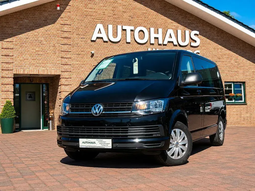 Gebraucht VW Multivan 102 PS (75 kW) 2017 Schwarz Van / Kleinbus