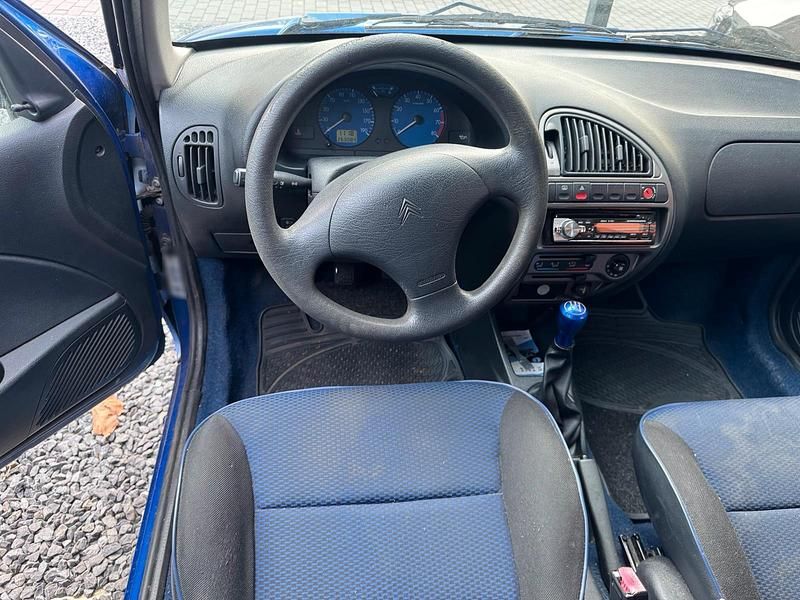 Gebraucht Citroën Saxo 60 PS (44 kW) 2002 Blau Kleinwagen