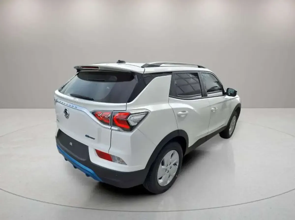 Gebraucht SsangYong Korando 139 kW (190 PS) 2023 Grand white SUV