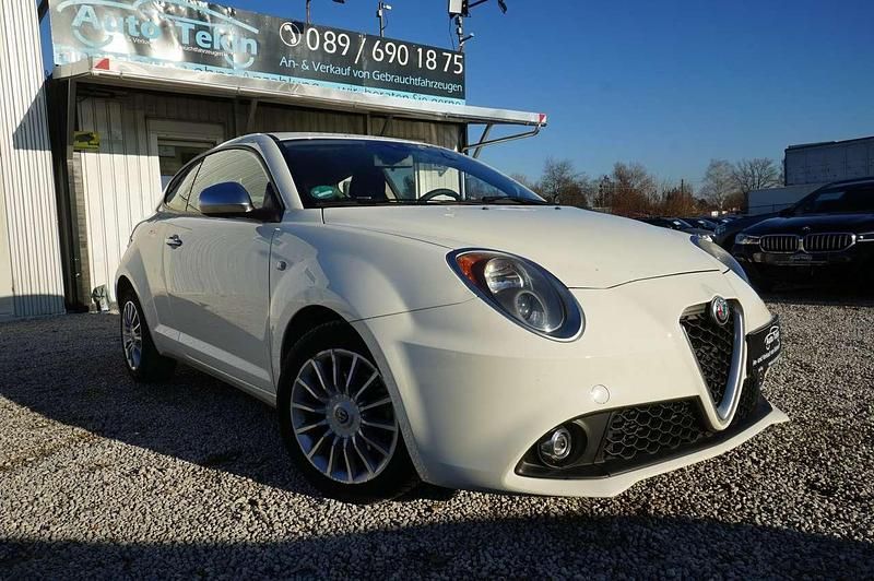 Bianco pastello Gebraucht 2017 Alfa Romeo MiTo Kleinwagen | 6.950 € (Fairer Preis) - Bild 1/3