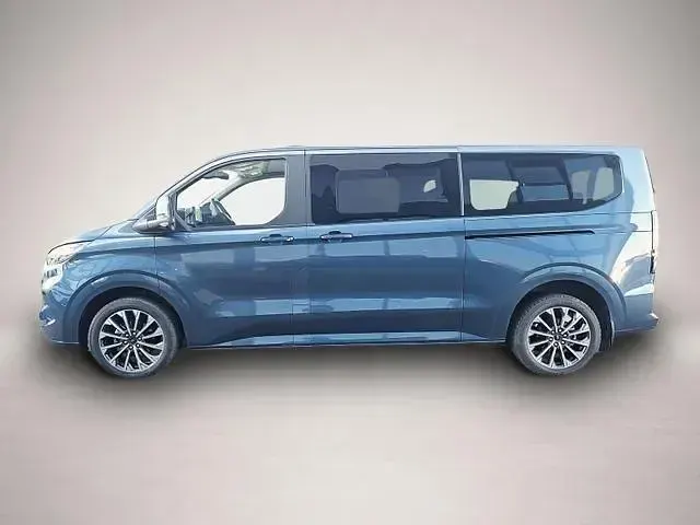 Neu Ford Tourneo Custom Titanium X 150 PS (110 kW) 2025 Manufacturer Van