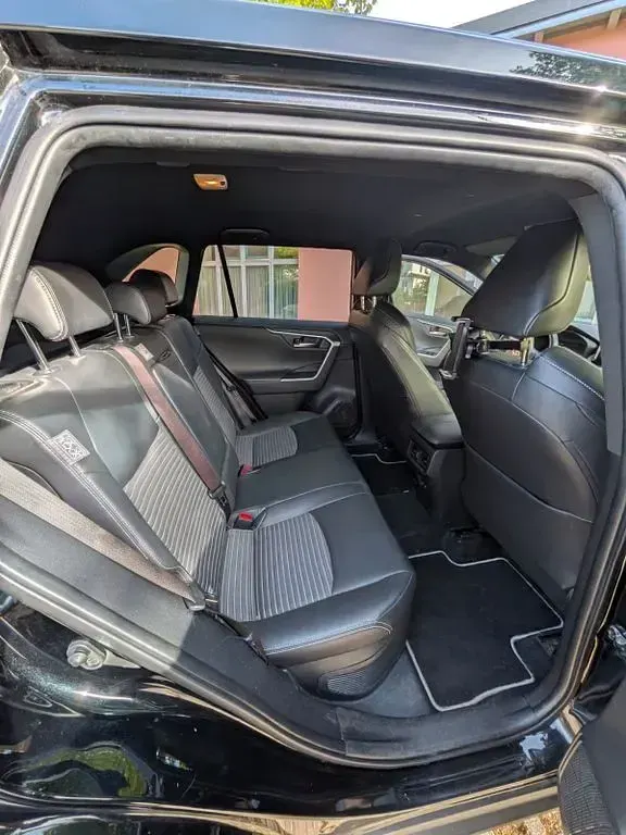Gebraucht Toyota RAV4 Edition 218 PS (160 kW) 2020 Schwarz SUV