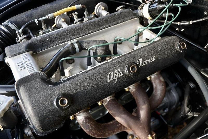 Second-hand Alfa Romeo 2000 1961 Negru Cabrio