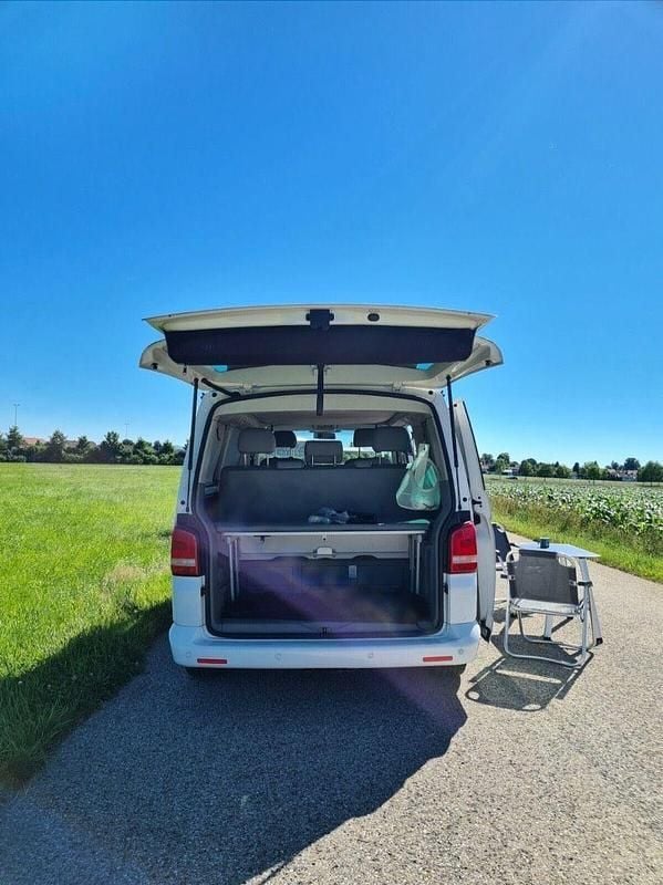Używany VW California Beach 179 KM (131 kW) 2011 Biały Van