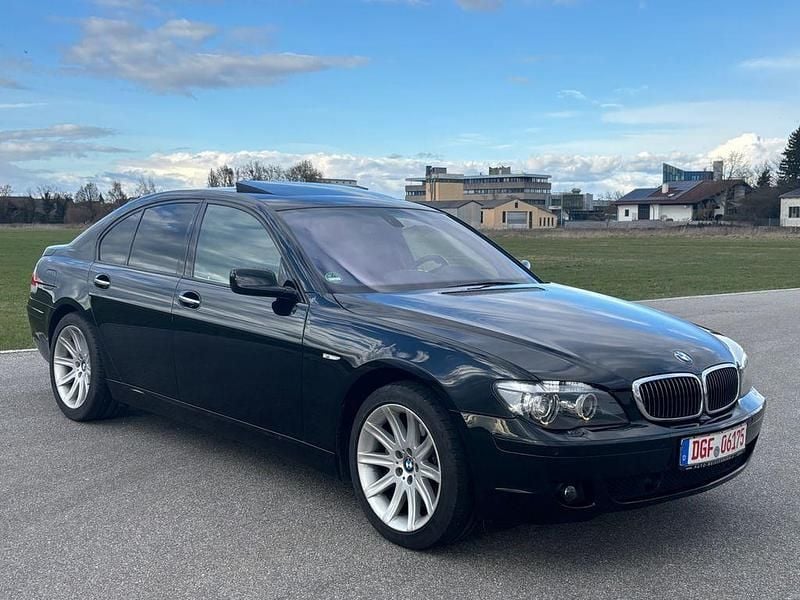 Gebraucht BMW 745 Shadowline 329 PS (241 kW) 2007 Schwarz Limousine