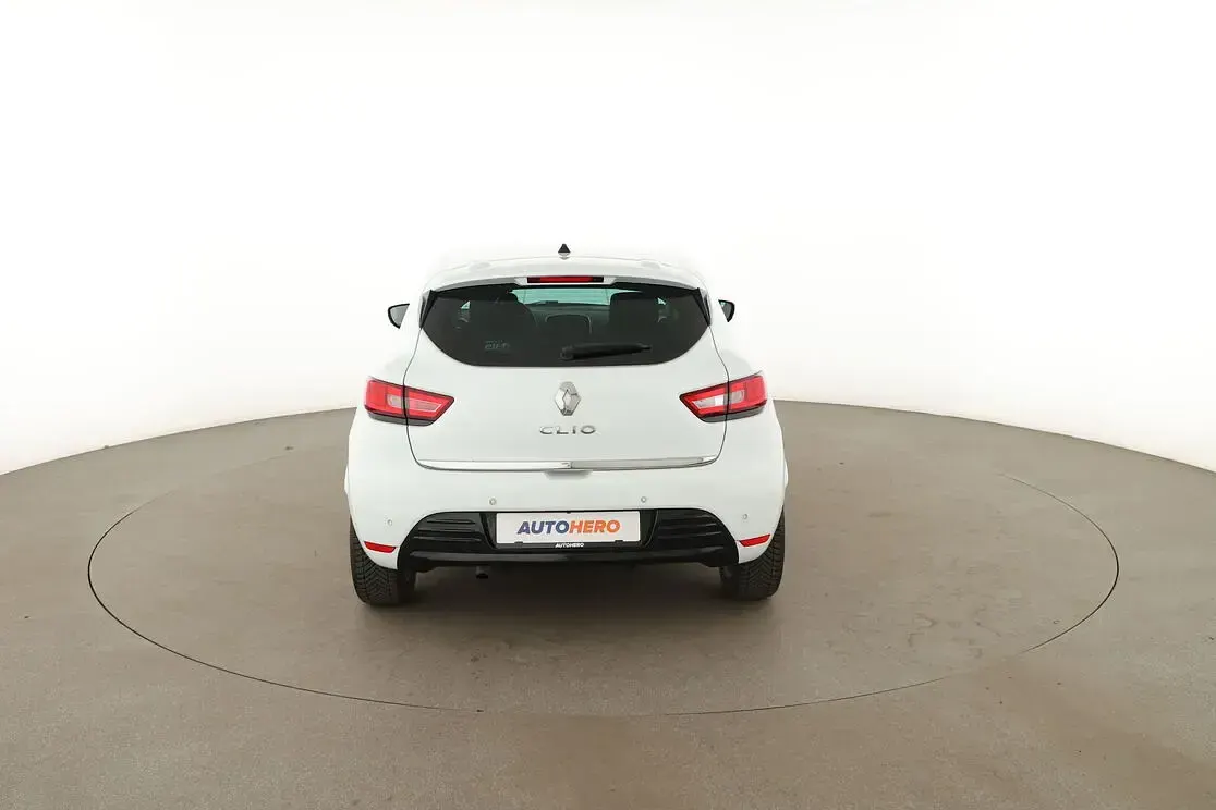 Gebraucht Renault Clio Collection 76 PS (55 kW) 2019 Weiß Kleinwagen
