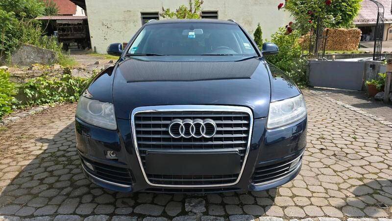 Blau Gebraucht 2011 Audi A6 Kombi | 3.500 € - Bild 1/4