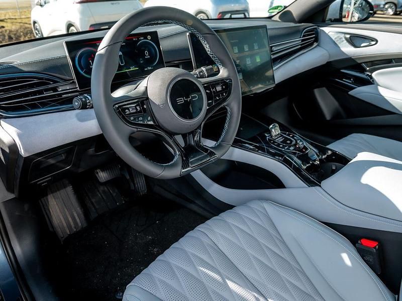 Gebraucht BYD Seal Design 230 kW (313 PS) 2026 Blaugrau Limousine