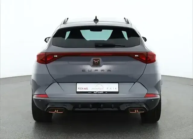 Używany Cupra Formentor VZ 245 KM (180 kW) 2021 Szary SUV