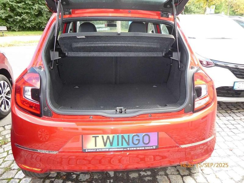 Gebraucht Renault Twingo Intens 65 PS (47 kW) 2021 Feuerrot Kleinwagen