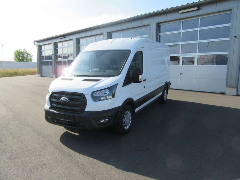 Frostweiß Gebraucht 2022 Ford Transit Trend Van / Kleinbus | 37.900 € - Bild 1/4