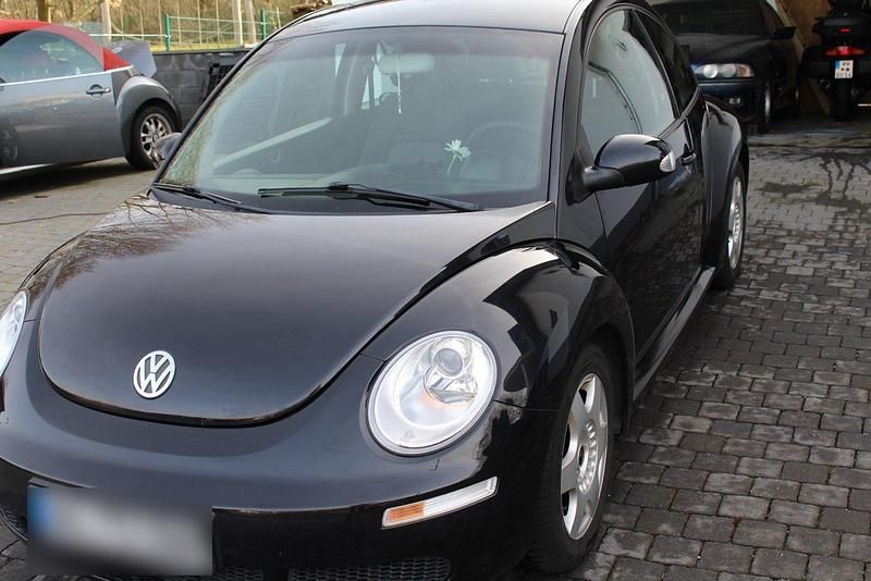 Gebraucht VW Beetle 105 PS (77 kW) 2007 Schwarz Kleinwagen