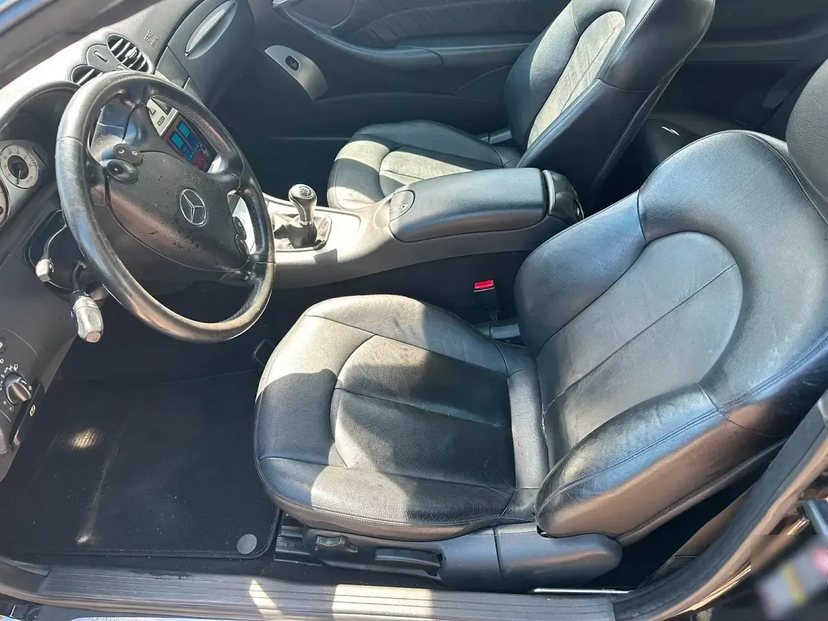Gebraucht Mercedes CLK200 184 PS (135 kW) 2008 Schwarz Coupé
