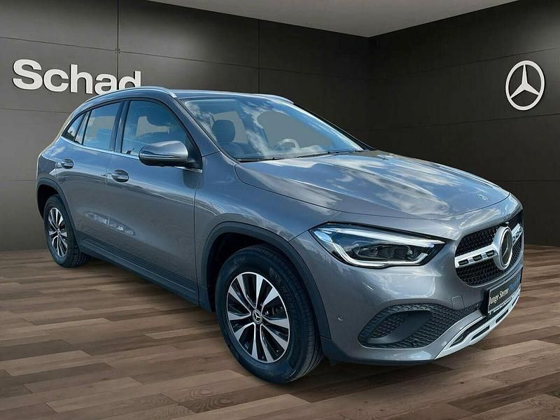 Gebraucht Mercedes GLA250 218 PS (160 kW) 2022 Lack mountaingrau SUV