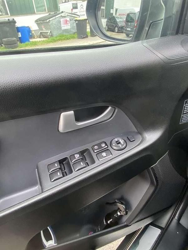 Gebraucht Kia Sportage Vision 116 PS (85 kW) 2012 Grau SUV