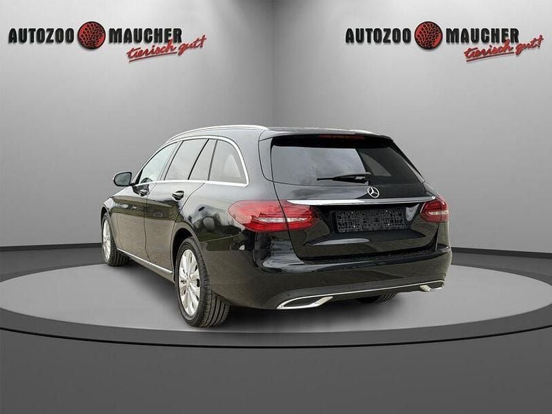 Gebraucht Mercedes C200 160 PS (117 kW) 2018 Obsidianschwarz  metalliclack Kombi