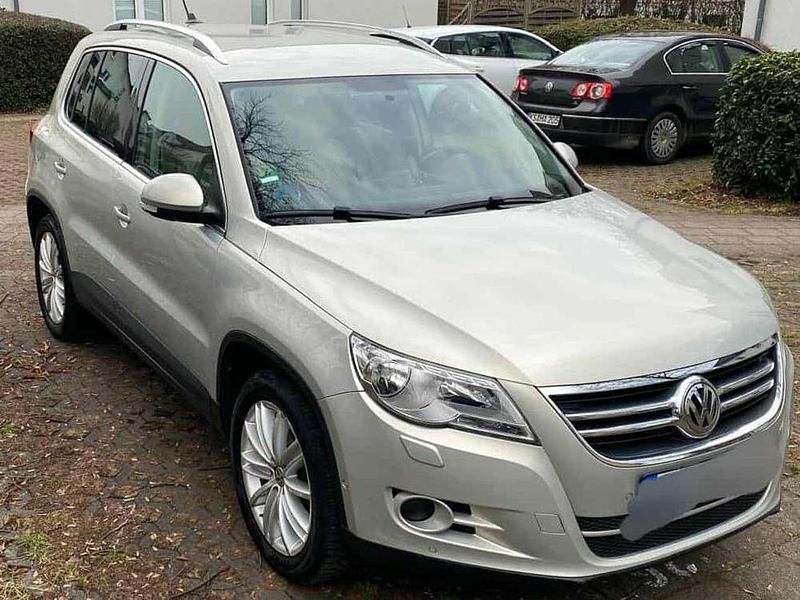 Gebraucht VW Tiguan Sport 110 PS (80 kW) 2011 Silber SUV