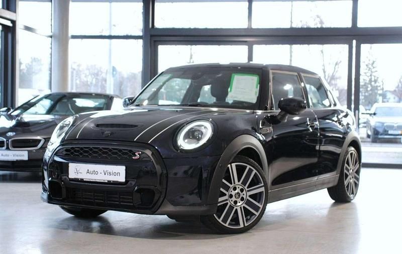 Schwarz Gebraucht 2021 Mini Cooper S Kleinwagen | 25.700 € (Fairer Preis) - Bild 1/3