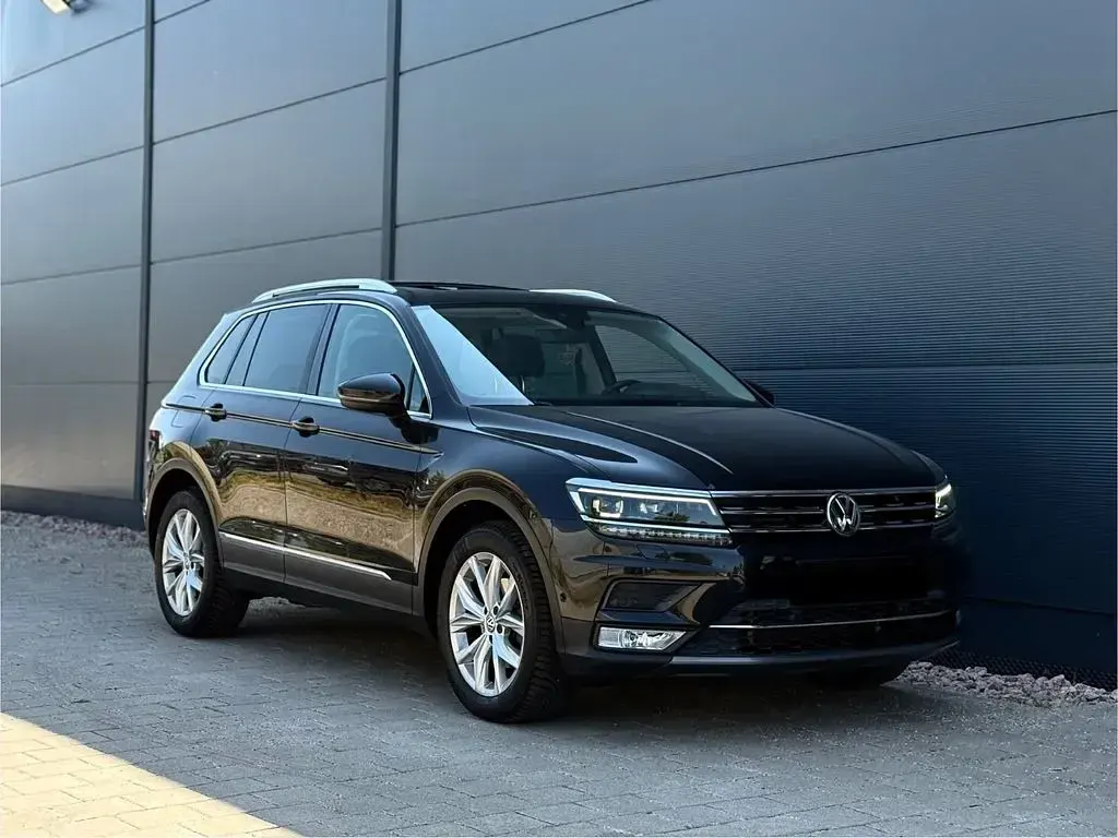 Gebraucht VW Tiguan Highline 150 PS (110 kW) 2017 Schwarz SUV