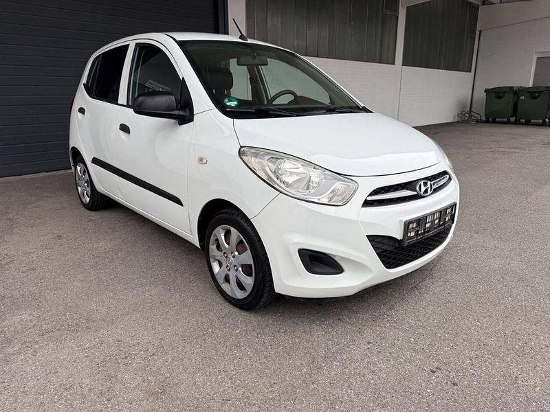 Gebraucht Hyundai i10 Classic 69 PS (50 kW) 2013 Weiß Kleinwagen