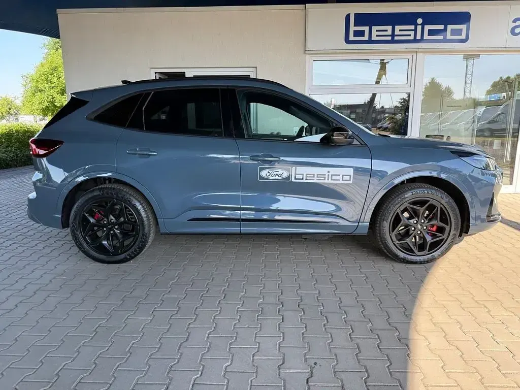 Gebraucht Ford Kuga 242 PS (177 kW) 2026 Vapor blue metallic SUV
