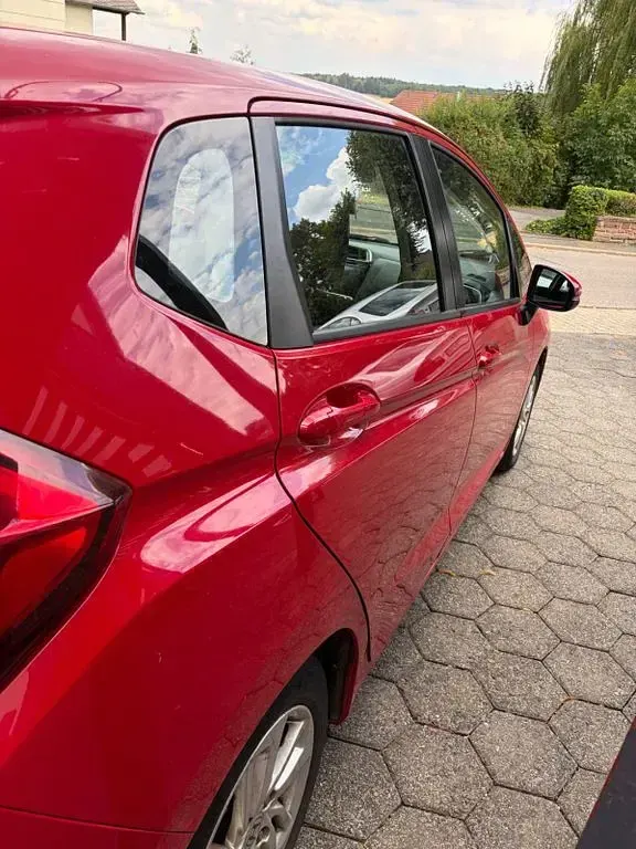 Gebraucht Honda Jazz Elegance 102 PS (75 kW) 2016 Rot Kleinwagen