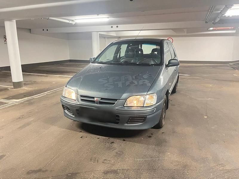 Second-hand Mitsubishi Colt 80 CP (58 kW) 2002 Andere farben Hatchback
