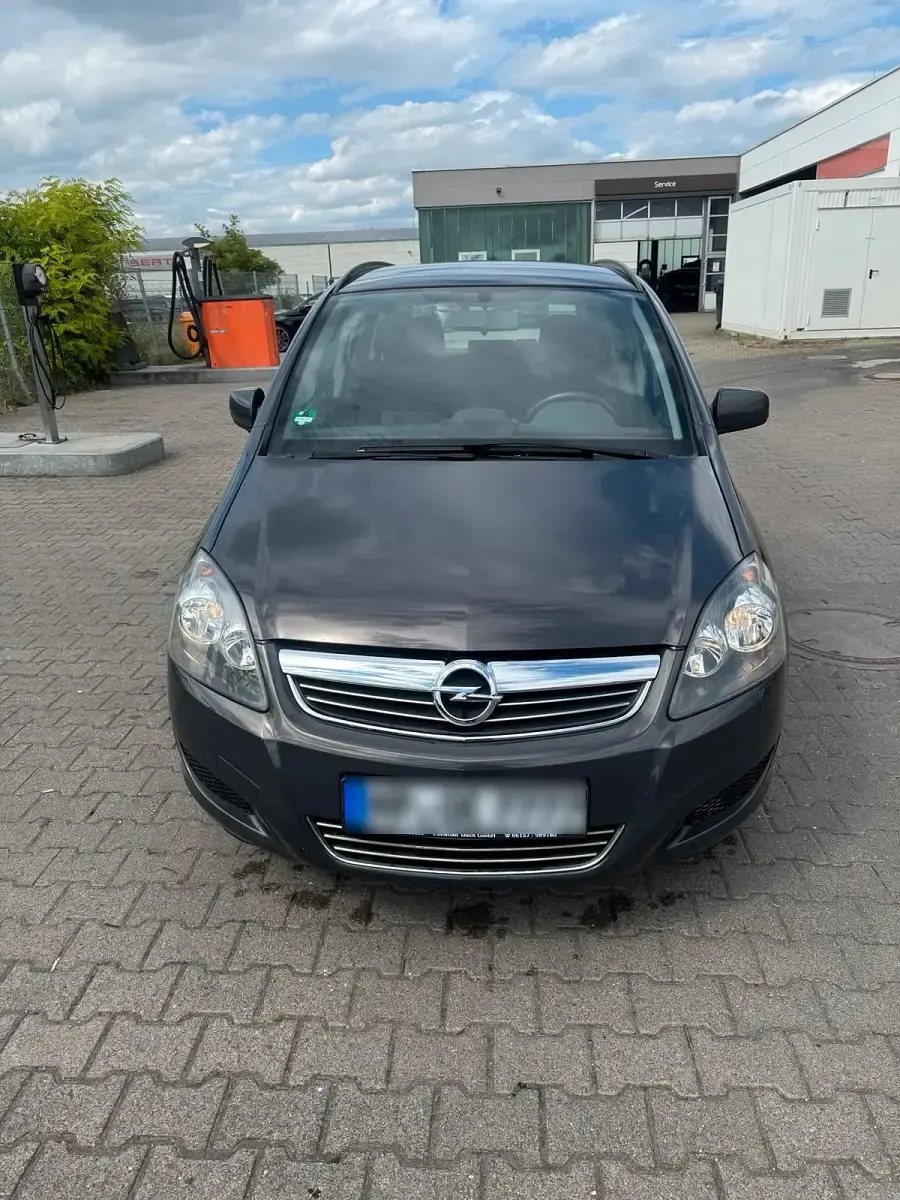 Gebraucht Opel Zafira 140 PS (102 kW) 2014 Schwarz Van / Kleinbus