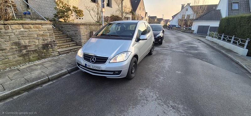 Gebraucht Mercedes A160 95 PS (69 kW) 2009 Silber Kleinwagen