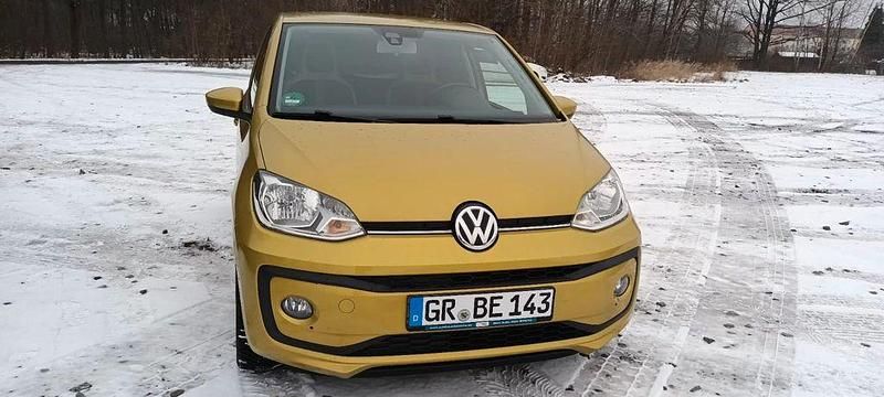 Gold Gebraucht 2017 VW up! high up! Kleinwagen | 8.700 € (Fairer Preis) - Bild 1/4