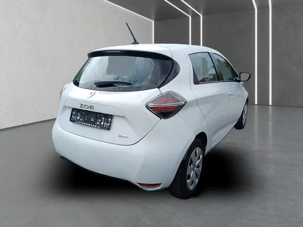 Second-hand Renault Zoe Life 80 kW (109 CP) 2020 Hatchback