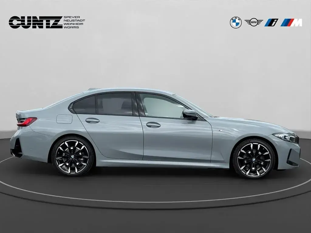 Neu BMW 320 Performance 190 PS (139 kW) 2026 Grau Limousine