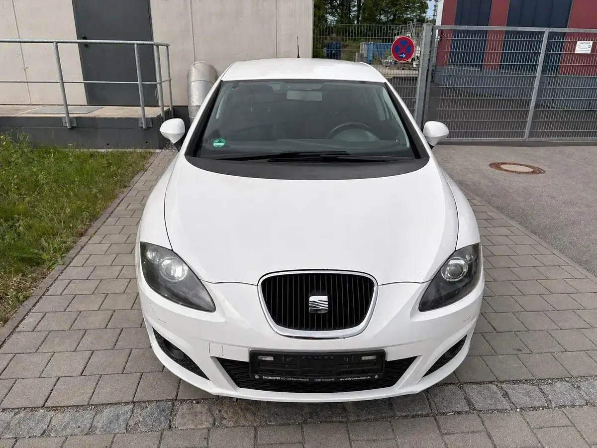 Gebraucht Seat Leon 125 PS (91 kW) 2009 Weiß Kleinwagen