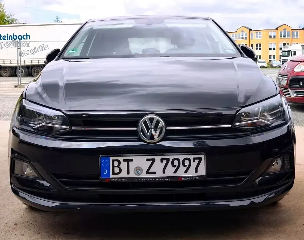 Gebraucht VW Polo IQ Drive 80 PS (58 kW) 2019 Schwarz Kleinwagen