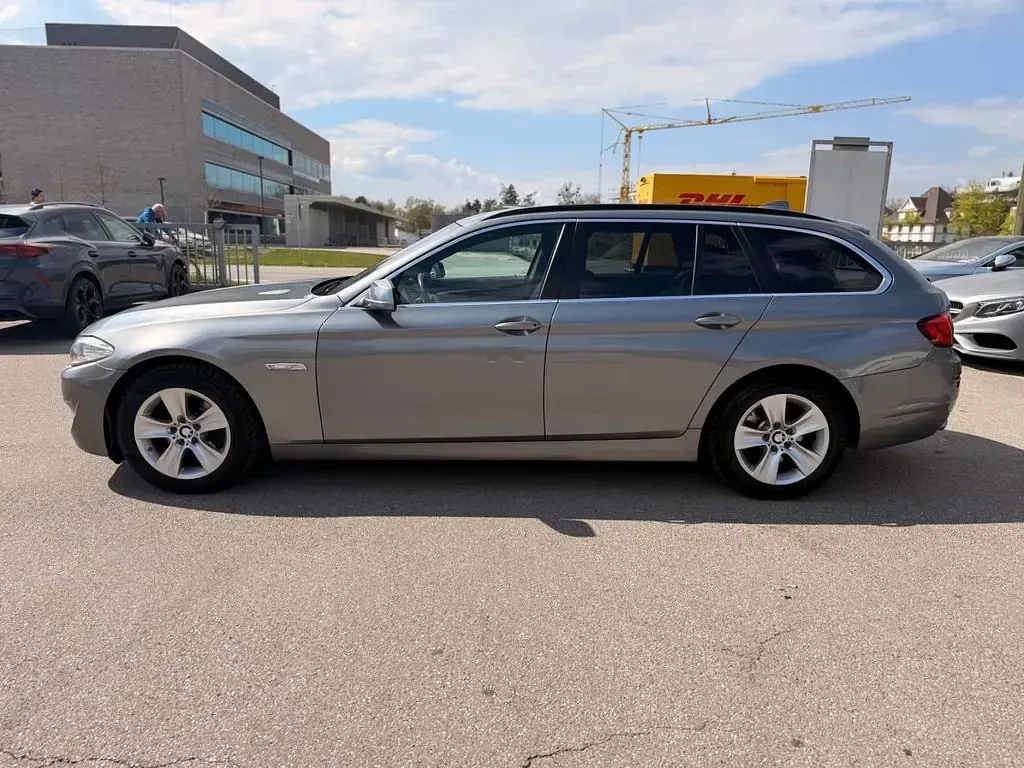 Używany BMW 520 184 KM (135 kW) 2012 Szary Kombi