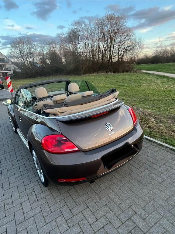 Gebraucht VW Beetle S 105 PS (77 kW) 2013 Braun Kleinwagen