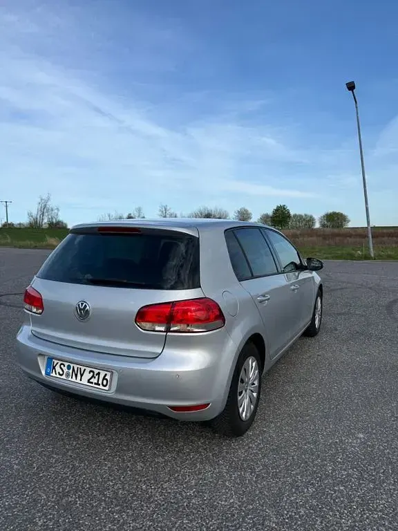 Gebraucht VW Golf VI Style 86 PS (63 kW) 2011 Silber Kleinwagen