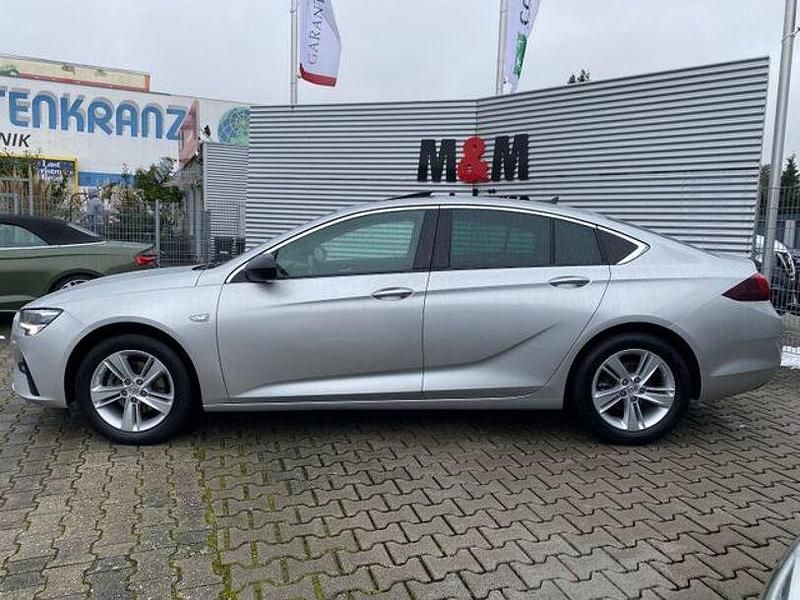 Gebraucht Opel Insignia Elegance 122 PS (89 kW) 2021 Silber Limousine