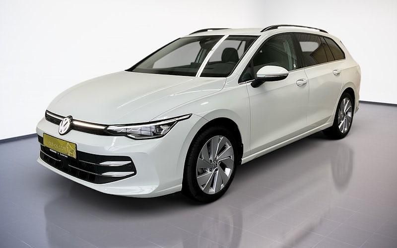 Gebraucht VW Golf VIII Style 150 PS (110 kW) 2025 Weiß Kombi