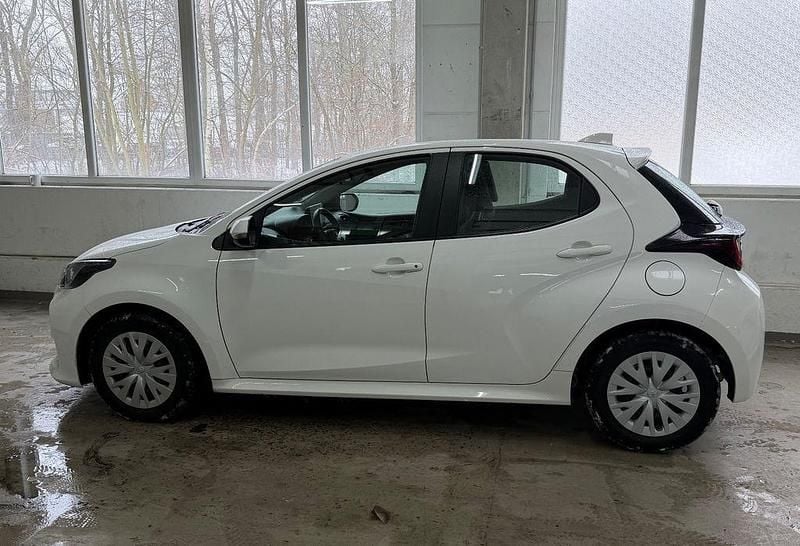 Gebraucht Toyota Yaris Comfort 72 PS (52 kW) 2022 Weiß Kleinwagen