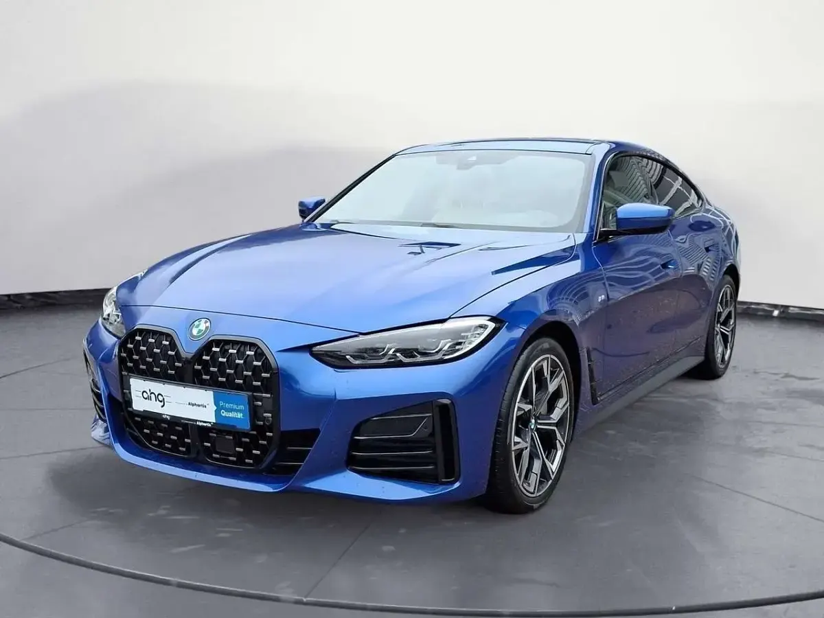 Gebraucht BMW 430 Sport Line 245 PS (180 kW) 2023 M portimao blau Coupé
