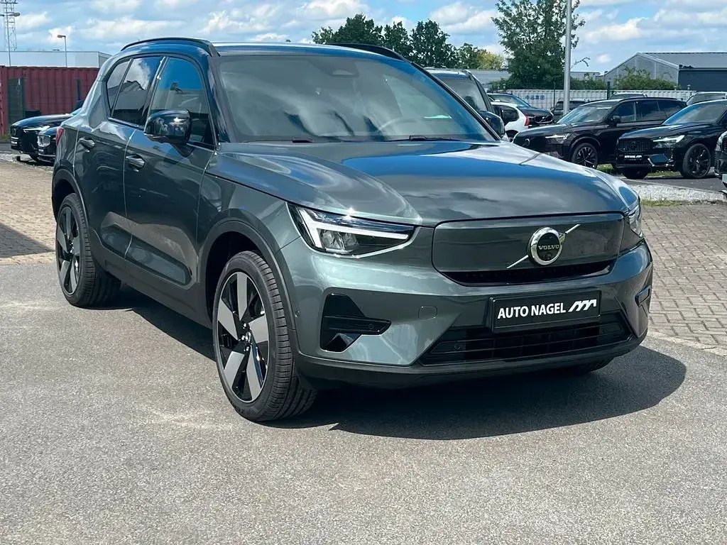 Gebraucht Volvo EX40 Plus 185 kW (252 PS) 2026 Grün SUV