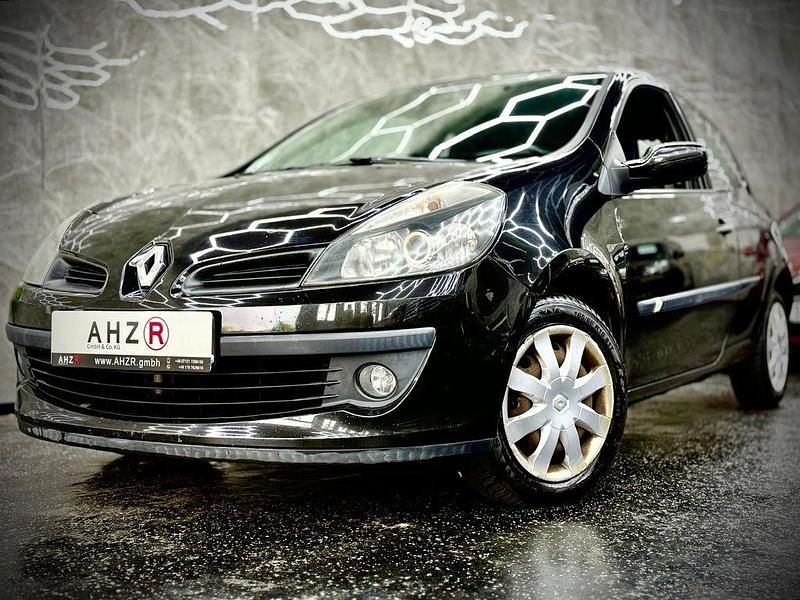 Schwarz Gebraucht 2008 Renault Clio III Dynamique Kleinwagen | 2.690 € (Etwas zu teuer) - Bild 1/4