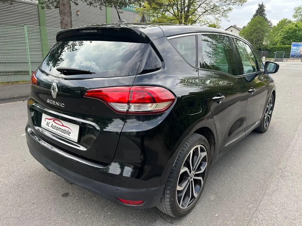 Gebraucht Renault Scénic IV Experience 110 PS (80 kW) 2017 Schwarz Van / Kleinbus