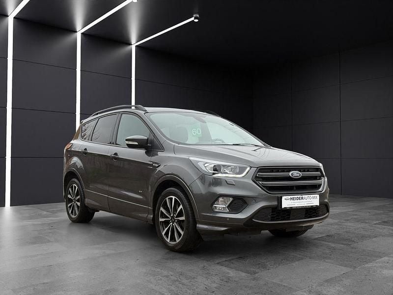 Gebraucht Ford Kuga ST-Line 175 PS (128 kW) 2018 Grau SUV